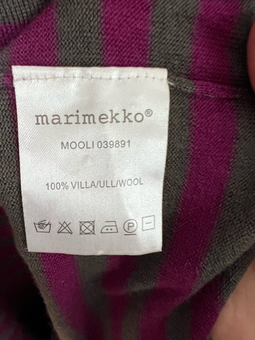 Marimekko Women’s Oversized Knit Sweater Dress Sz M Pink Grey Striped 100% Wool - Picture 10 of 10